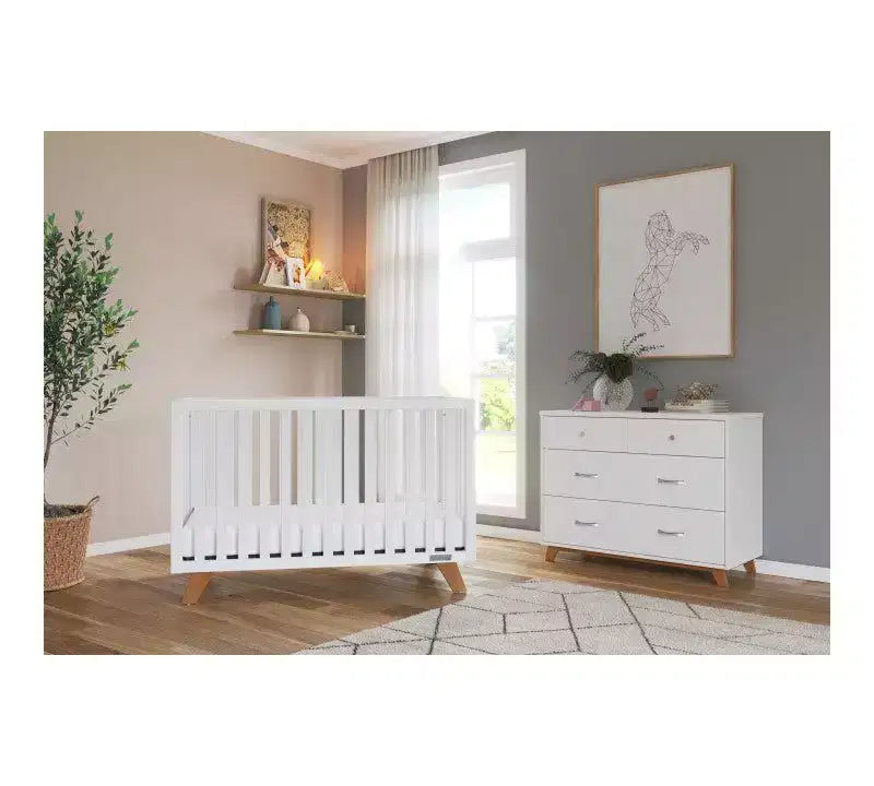 Ensemble de chambre de bébé 2 pièces SOHO de Child Craft, comprend un lit de bébé convertible 4-en-1 et une commode à 3 tiroirs